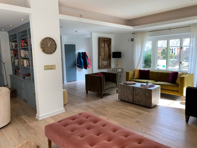 Building Photo - 4214 50th St NW