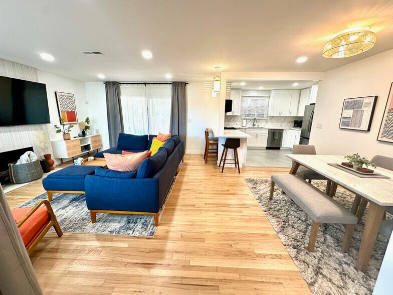 Building Photo - 13505 Wilkie Ave