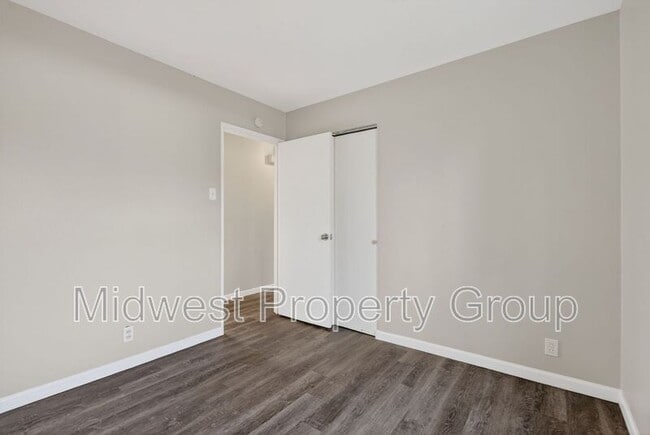 Building Photo - 1165 Derhake Rd