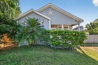 Building Photo - Charming and spacious home for rent in Leesburg!