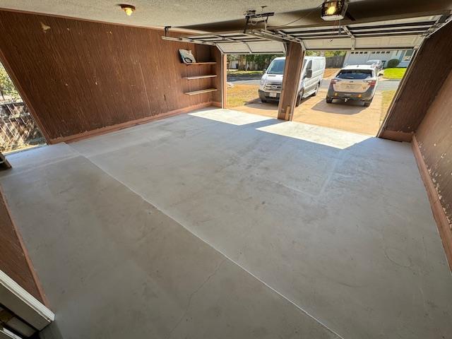 Building Photo - 8908 Viking Dr