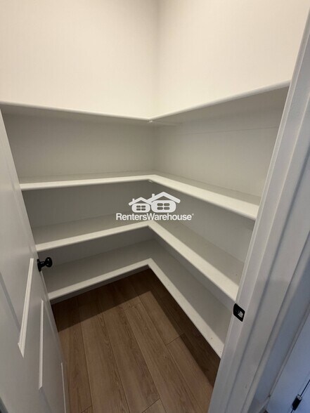 Building Photo - 3767 N Hannah St