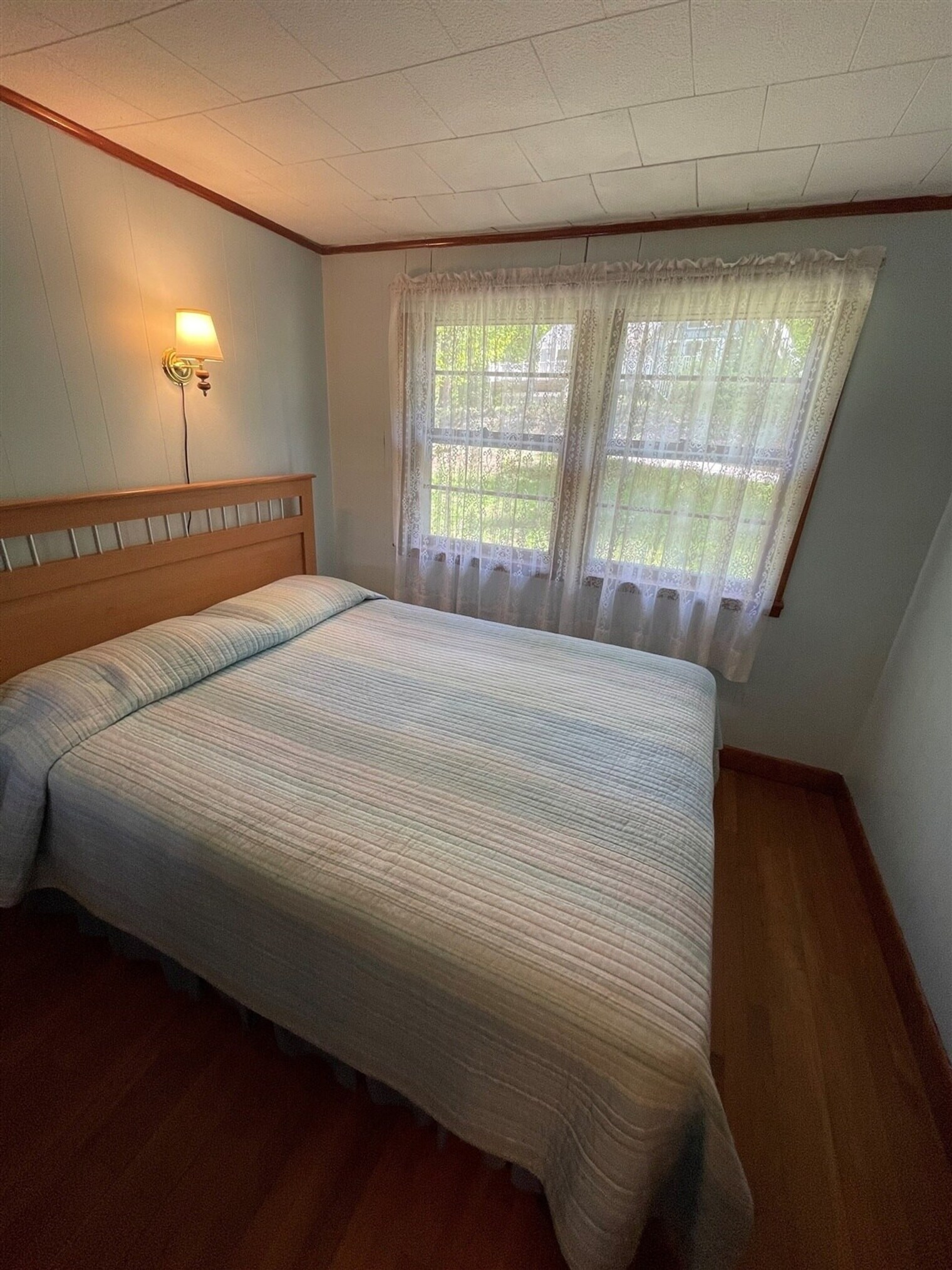 Building Photo - 94 Harbor Rd