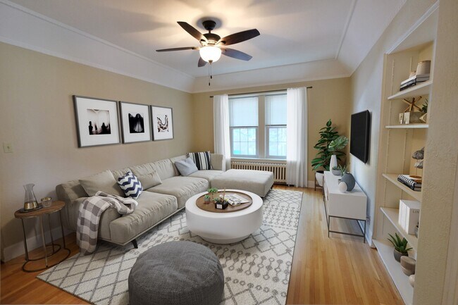 Building Photo - The Granada