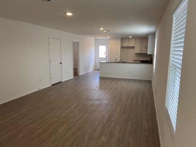Building Photo - Beautiful Single Family Home in Steelwood ...
