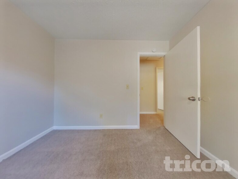 Building Photo - 3406 Owens Pass NW