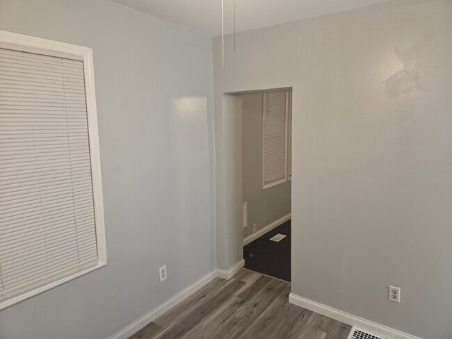 Building Photo - 2401 41st St