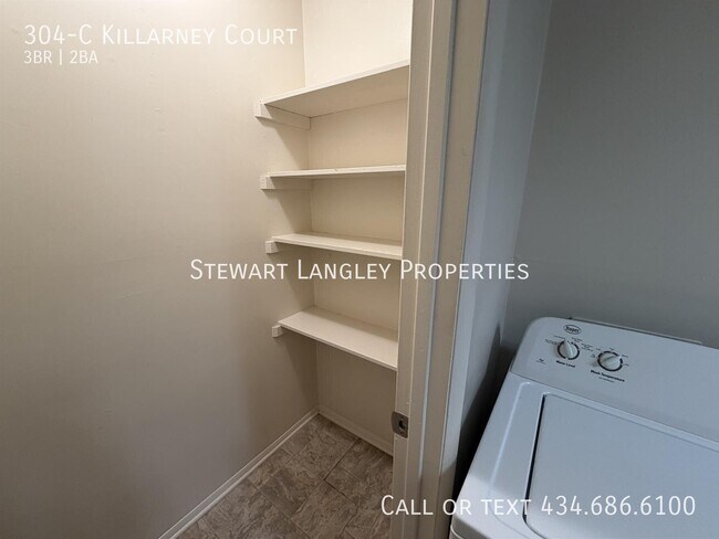 Building Photo - 304-C Killarney Court-