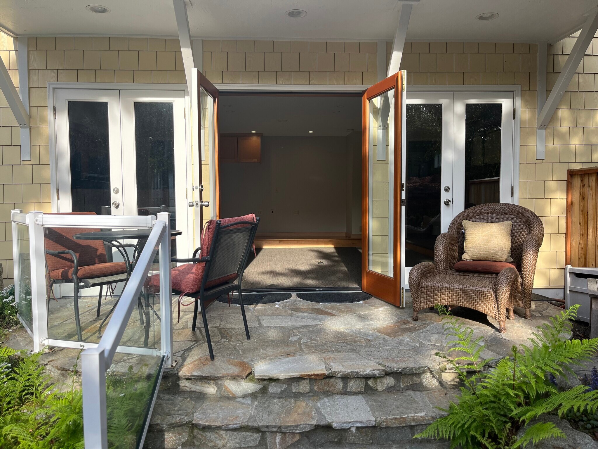 Large patio and garden - 2510 Fairview Ave E
