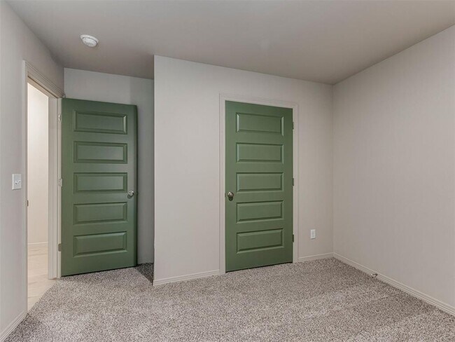 Building Photo - 10645 SW 18th St