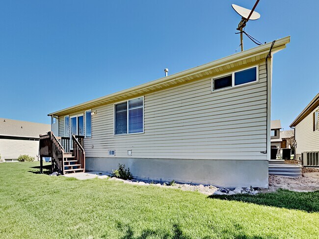 Building Photo - 163 Crystal Bay Drive