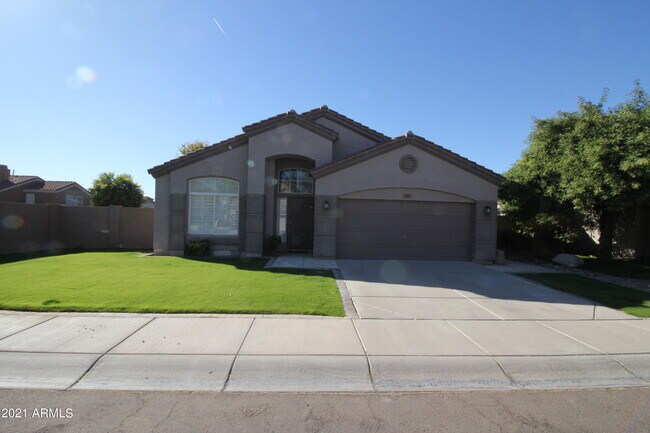 Primary Photo - 3552 S Cosmos Dr