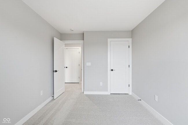 Building Photo - 420 Elite St