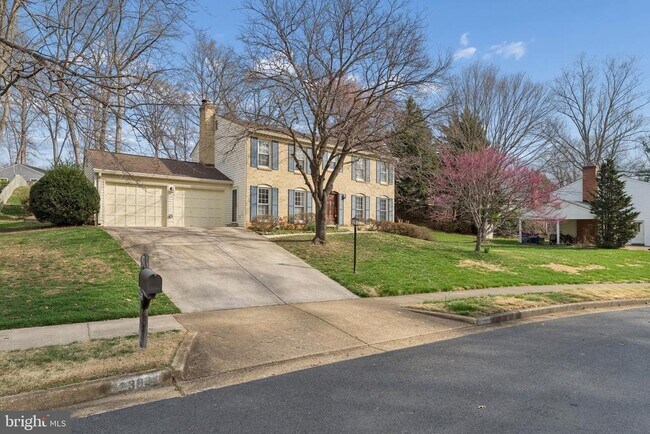 Building Photo - 2302 Tanglevale Dr