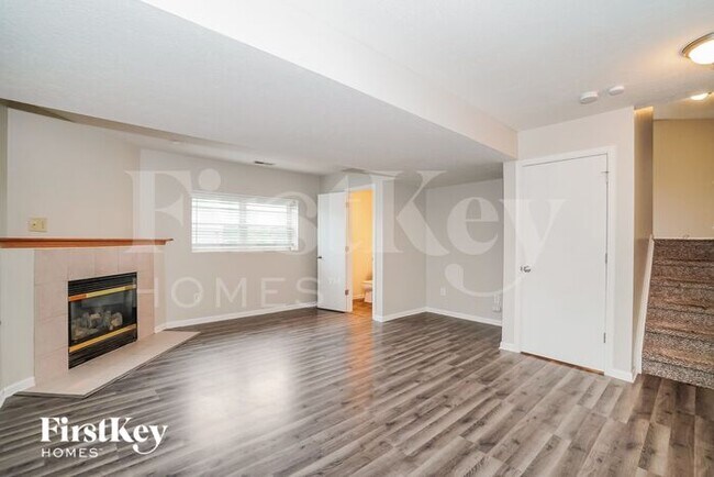 Building Photo - 764 Sauter Ln