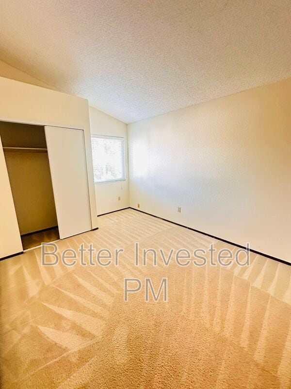 Building Photo - 674 Claudius Way