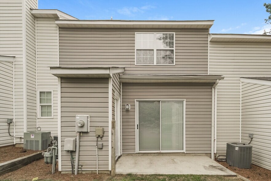Building Photo - 5966 Cougar Ln