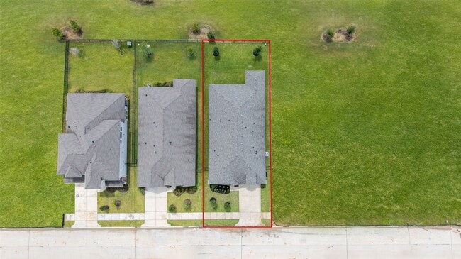 Building Photo - 5831 Westwood Shr Dr