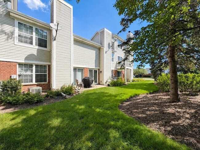 Building Photo - 1347 Winfield Way