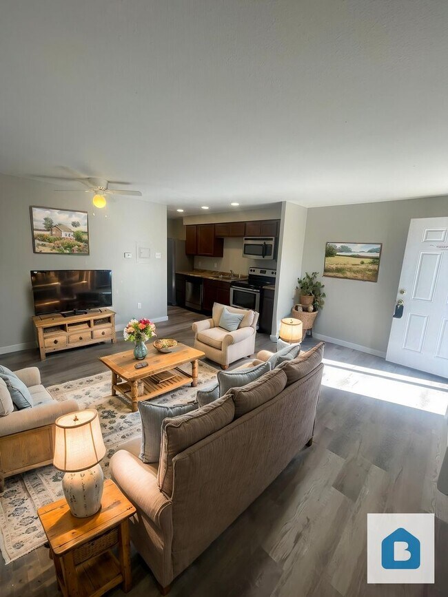 Interior Photo - Steel City Flats