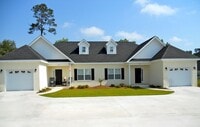 Building Photo - Available August 3rd – 2 Bedroom Duplex at The Hammocks!