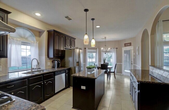 Building Photo - 20603 Cypress Breeze Dr