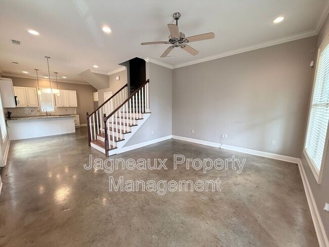Building Photo - 108 Shallowford Dr