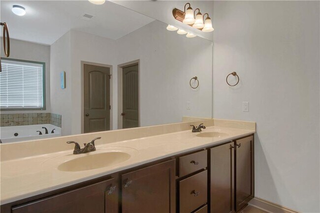 Building Photo - 4474 Well Springs Ct