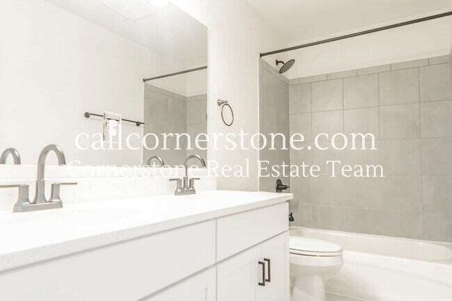 Building Photo - 8782 Beaverhead Cir