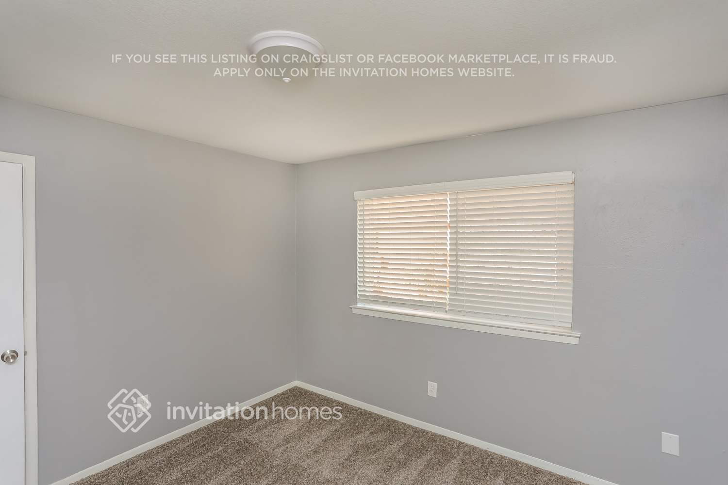 Building Photo - 4913 Cliffwood Dr