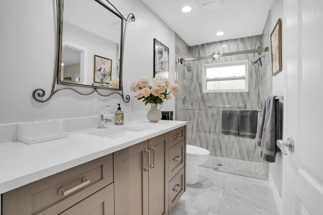 Building Photo - 4256 Gleneagles Dr