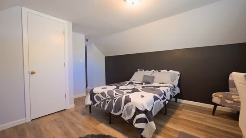 Building Photo - 611 Frost Rd