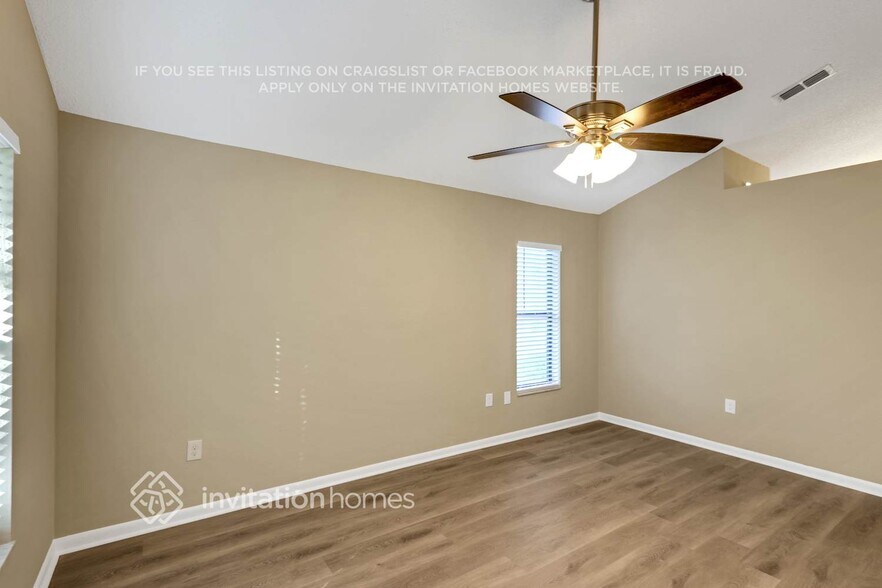 Building Photo - 8042 Lansing Dr