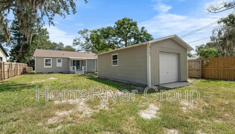Building Photo - 4751 Fairfield Ave S