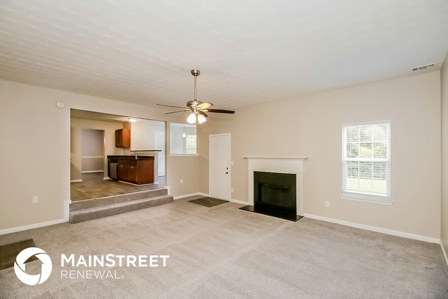 Building Photo - 4050 Castle Way Dr