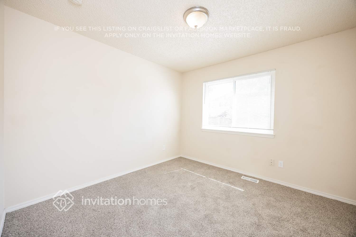 Building Photo - 2935 Haystack Dr