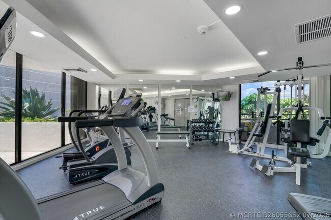 Building Photo - 3560 S Ocean Blvd