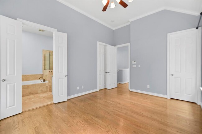 Building Photo - 5954 Kansas St