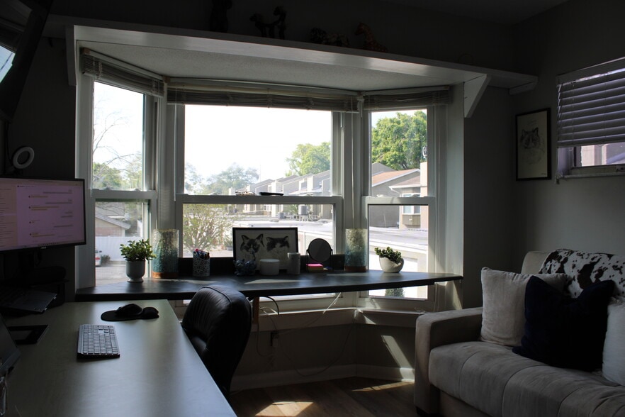 Building Photo - 3424 W Lemon St