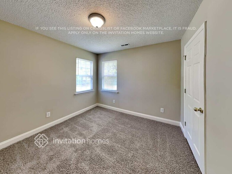 Building Photo - 2017 Briarberry Ln
