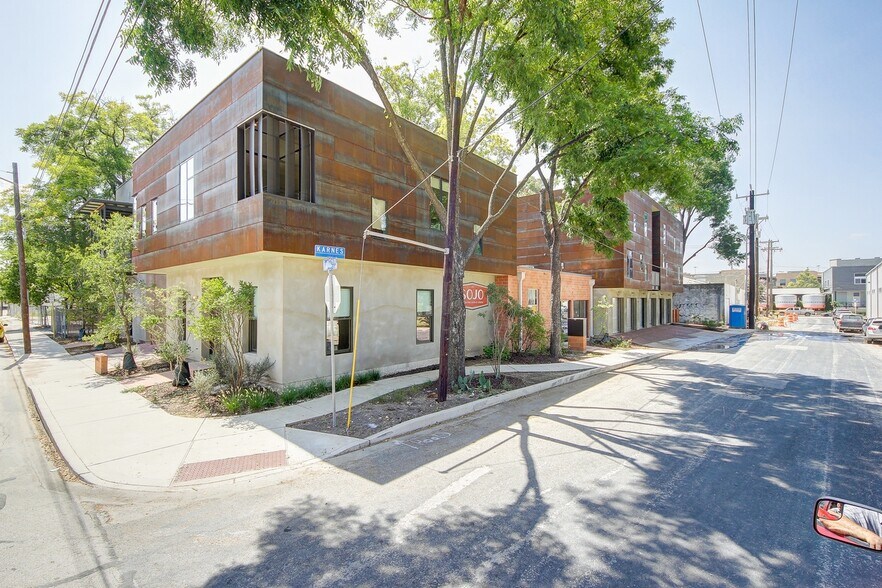 Building Photo - 302 E Josephine St
