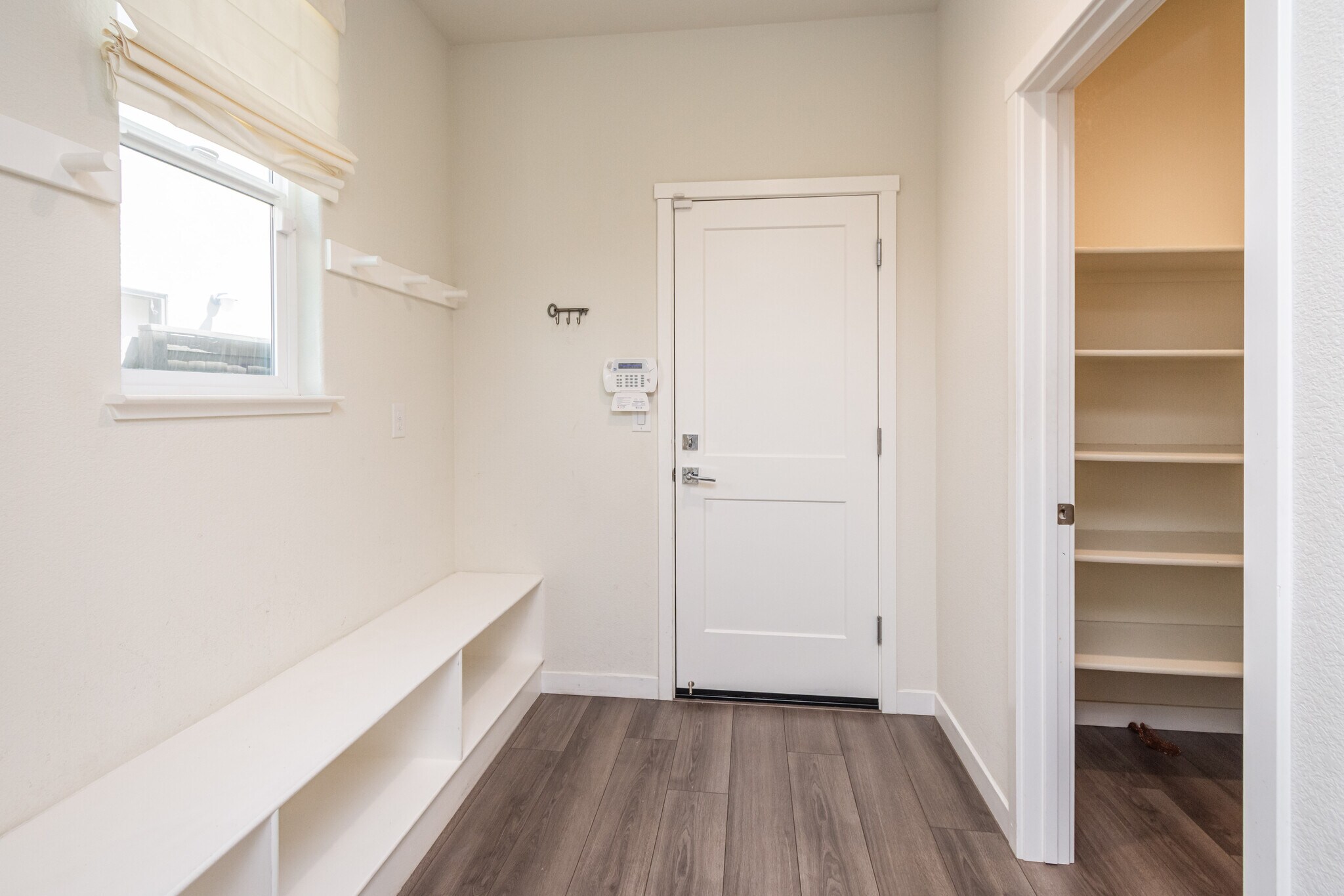 Building Photo - 4455 English Elm St