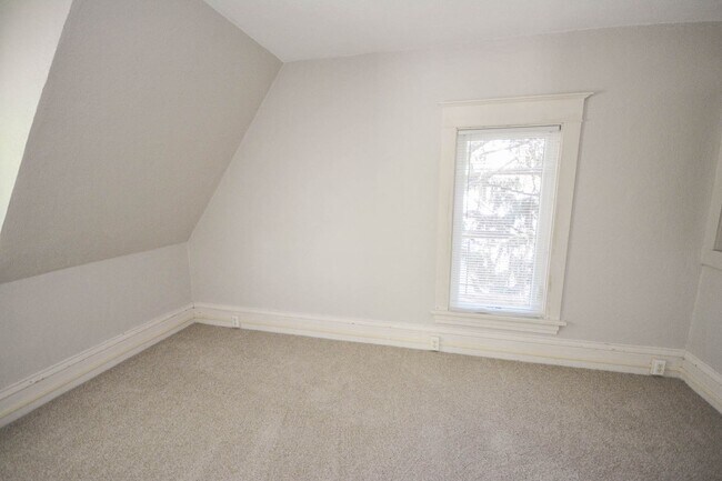 Building Photo - Rare opportunity in the St. Mary's neighborhood!