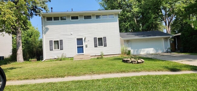 Building Photo - 2918 Eisenhower Ave