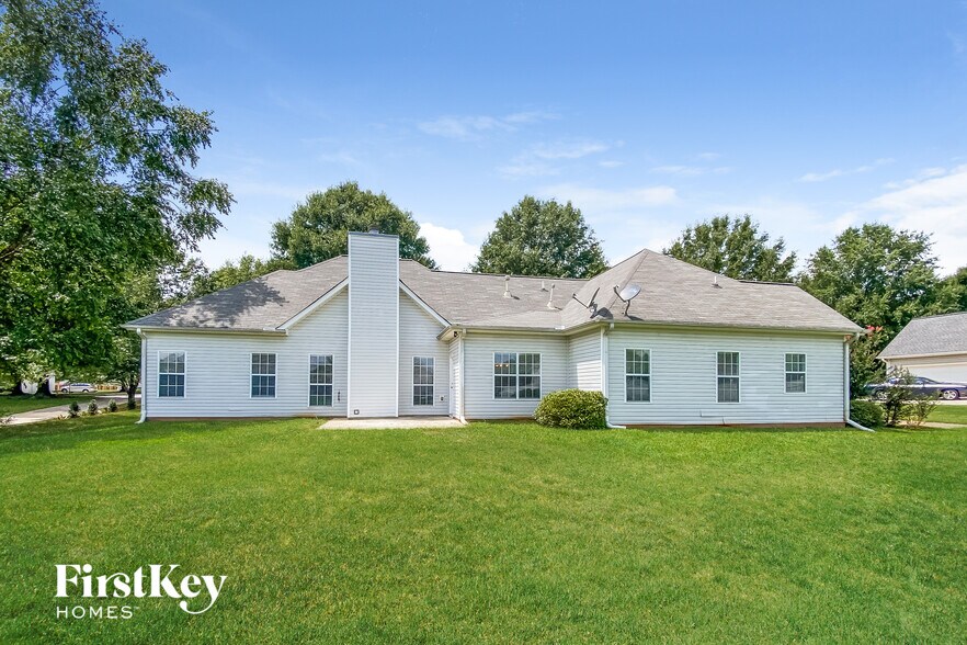 Building Photo - 117 Marshas Vineyard