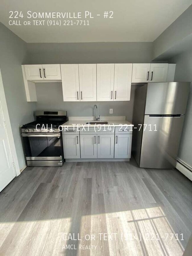 Building Photo - 224 Sommerville Pl