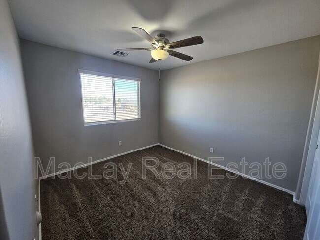 Building Photo - 3936 E Minton St