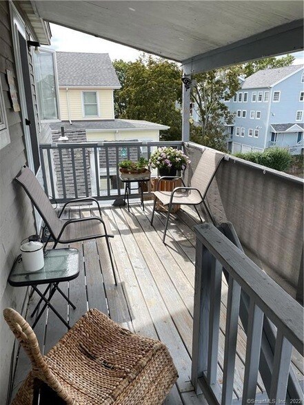 Primary Photo - 718 Quinnipiac Ave