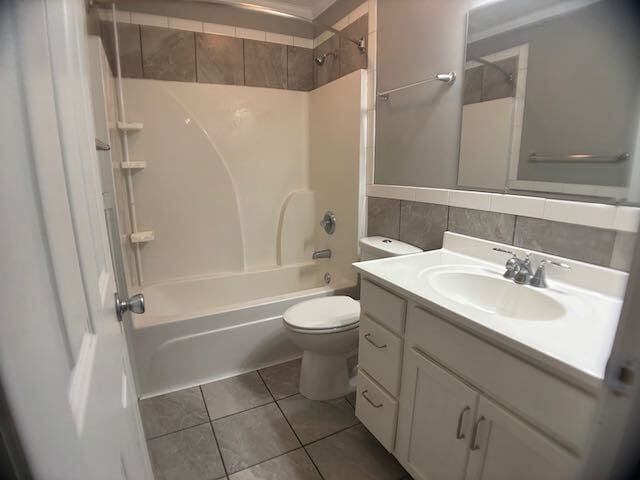 Building Photo - Duplex in Far North Peoria