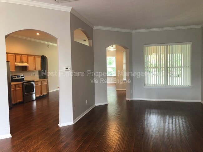 Building Photo - 12857 Chets Creek Dr N